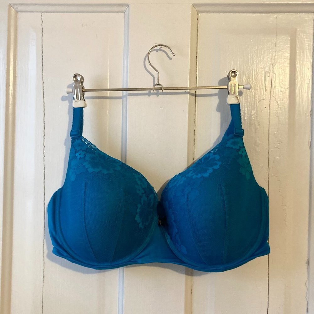 Victoria's Secret BODY BY VICTORIA Lightly Lined Lace Demi Bra 36DDD High Dive